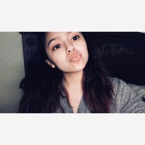 Meet your Posher, Beatriz